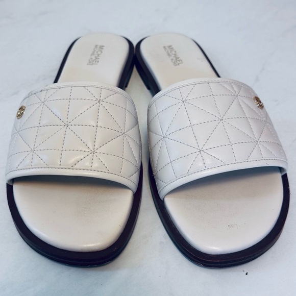 Michael Kors Women's Ivory Quilted Faux Leather Slide Sandals - Picture 3 of 7